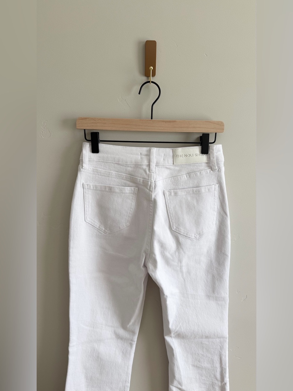 The Noli Shop Aria Flare Jean in White - Picture 9 of 10